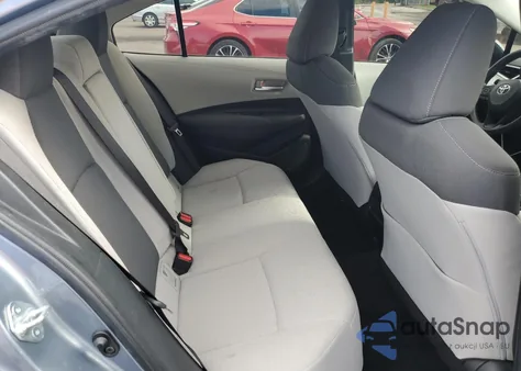 2021 Toyota Corolla Le z USA, uszkodzony, nr VIN JTDEPMAE7MJ126021